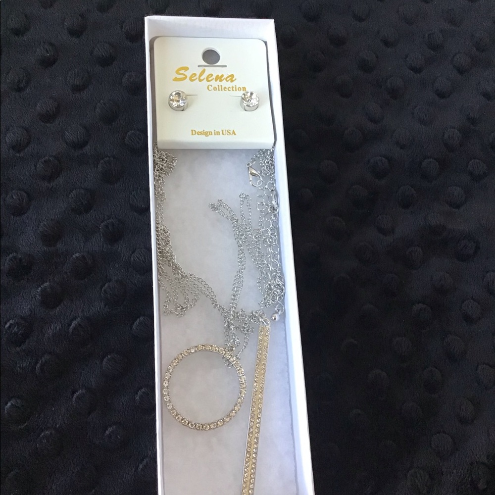 Is set earing wed necles